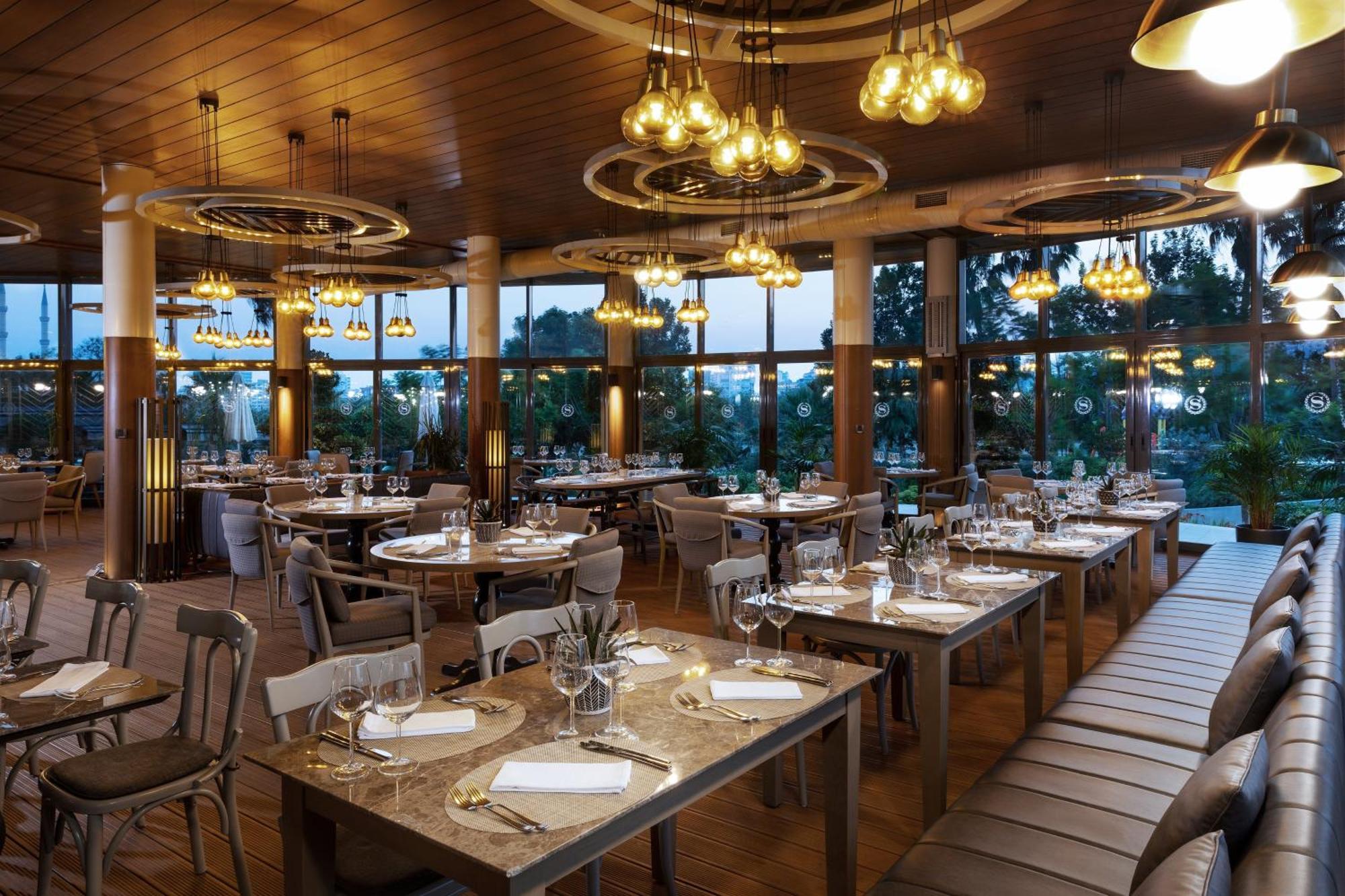 Sheraton Grand Adana Ngoại thất bức ảnh